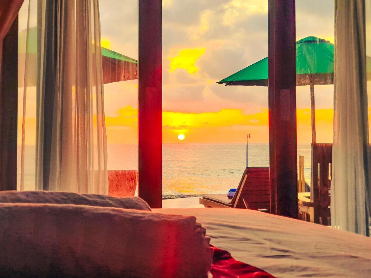 Juan Beach Bungalow Batununggul 外观 照片