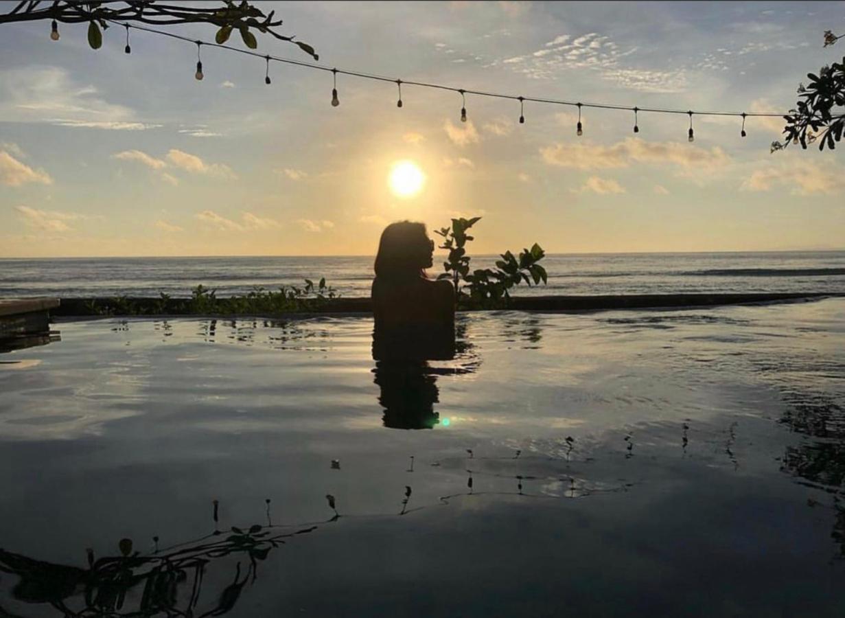 Juan Beach Bungalow Batununggul 外观 照片